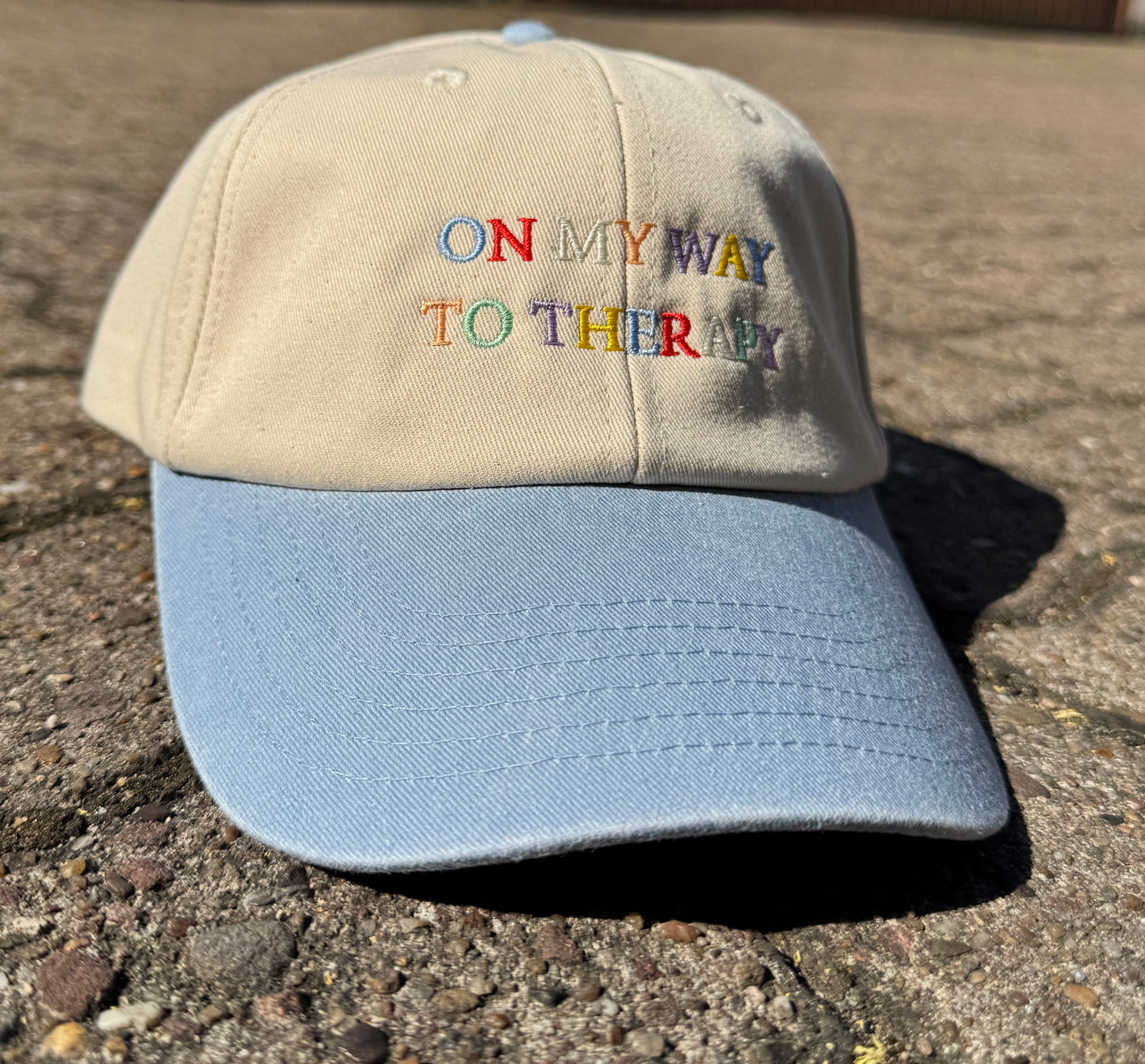 ON MY WAY TO THERAPY - Two Tone Cap